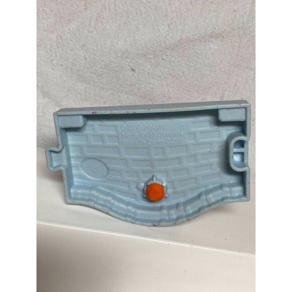 McDonalds 2015 Littlest Pet Shop Russell Ferguson Hasbro #3 Happy Meal Toy - Picture 6 of 6